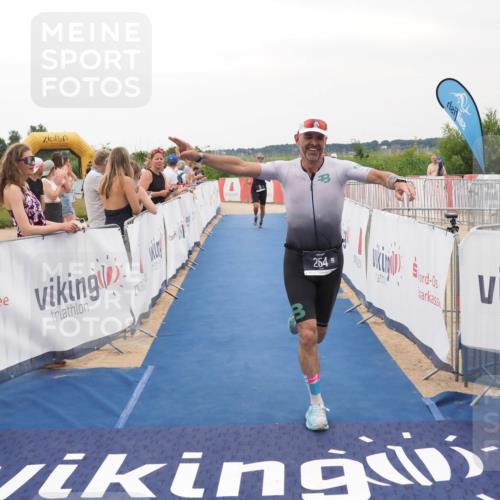 22.06.2025 - Viking Triathlon MichiJ http://msf.ph/oto/8081269 22.06.2025 15:58:45 Ziel 18, 254 meine-sportfotos.de