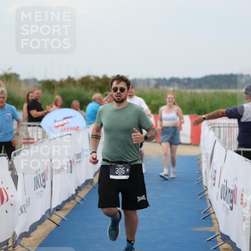 22.06.2025 - Viking Triathlon Yannick Fuchs http://msf.ph/oto/8081277 22.06.2025 17:41:54 Ziel 305 meine-sportfotos.de
