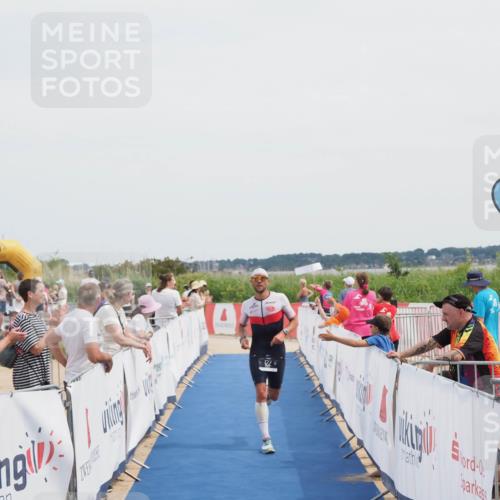 22.06.2025 - Viking Triathlon MichiJ http://msf.ph/oto/8081278 22.06.2025 14:26:22 Ziel 122 meine-sportfotos.de