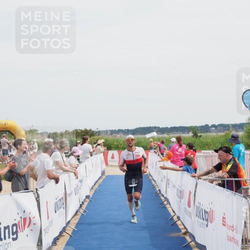 22.06.2025 - Viking Triathlon MichiJ http://msf.ph/oto/8081282 22.06.2025 14:26:22 Ziel 122 meine-sportfotos.de