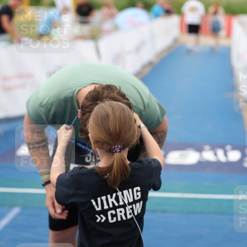 22.06.2025 - Viking Triathlon Yannick Fuchs http://msf.ph/oto/8081297 22.06.2025 17:42:03 Ziel  meine-sportfotos.de