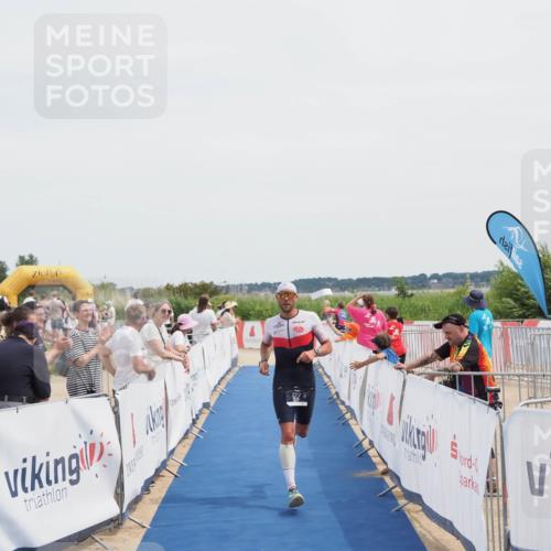 22.06.2025 - Viking Triathlon MichiJ http://msf.ph/oto/8081308 22.06.2025 14:26:23 Ziel 122 meine-sportfotos.de