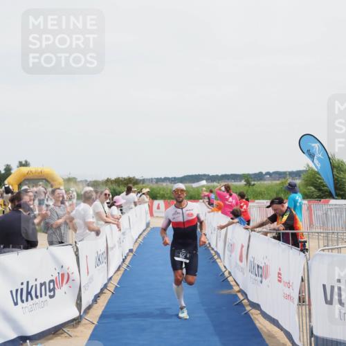 22.06.2025 - Viking Triathlon MichiJ http://msf.ph/oto/8081314 22.06.2025 14:26:23 Ziel 122 meine-sportfotos.de