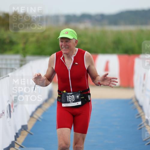 22.06.2025 - Viking Triathlon Yannick Fuchs http://msf.ph/oto/8081341 22.06.2025 17:47:23 Ziel 160 meine-sportfotos.de