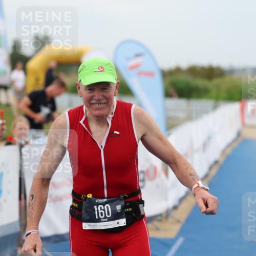 22.06.2025 - Viking Triathlon Yannick Fuchs http://msf.ph/oto/8081369 22.06.2025 17:47:28 Ziel 160 meine-sportfotos.de