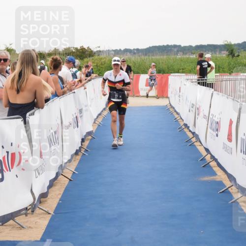 22.06.2025 - Viking Triathlon MichiJ http://msf.ph/oto/8081485 22.06.2025 15:59:01 Ziel 77 meine-sportfotos.de