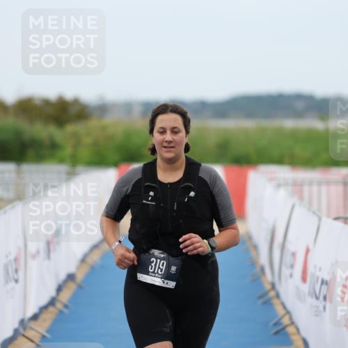 22.06.2025 - Viking Triathlon Yannick Fuchs http://msf.ph/oto/8081488 22.06.2025 17:50:22 Ziel 319 meine-sportfotos.de
