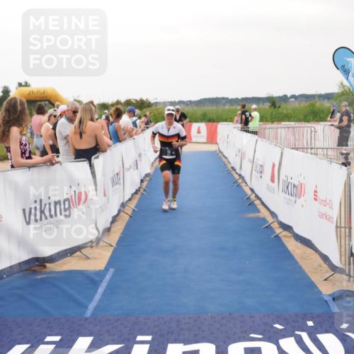 22.06.2025 - Viking Triathlon MichiJ http://msf.ph/oto/8081534 22.06.2025 15:59:03 Ziel 77, 461 meine-sportfotos.de