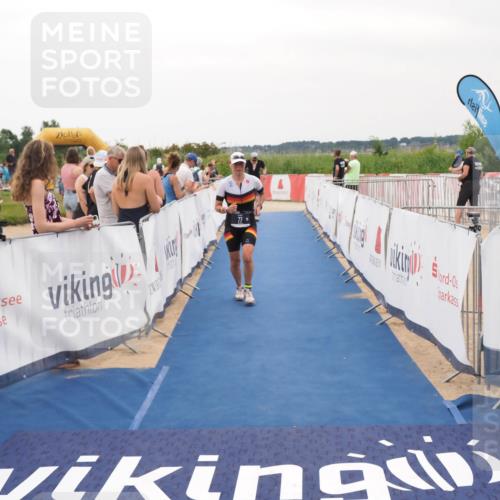 22.06.2025 - Viking Triathlon MichiJ http://msf.ph/oto/8081545 22.06.2025 15:59:03 Ziel 77, 461 meine-sportfotos.de