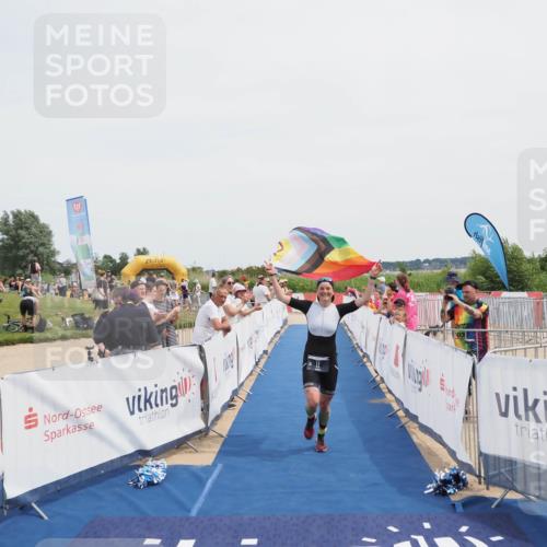 22.06.2025 - Viking Triathlon MichiJ http://msf.ph/oto/8081554 22.06.2025 14:26:48 Ziel 11 meine-sportfotos.de