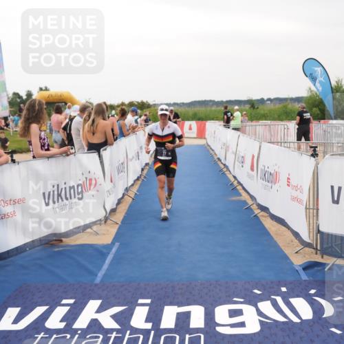 22.06.2025 - Viking Triathlon MichiJ http://msf.ph/oto/8081560 22.06.2025 15:59:04 Ziel 77, 461 meine-sportfotos.de