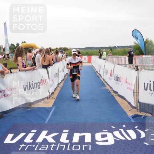 22.06.2025 - Viking Triathlon MichiJ http://msf.ph/oto/8081566 22.06.2025 15:59:04 Ziel 77, 461 meine-sportfotos.de