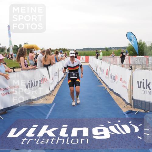 22.06.2025 - Viking Triathlon MichiJ http://msf.ph/oto/8081583 22.06.2025 15:59:04 Ziel 77, 461 meine-sportfotos.de