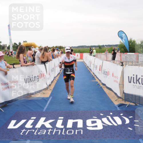 22.06.2025 - Viking Triathlon MichiJ http://msf.ph/oto/8081586 22.06.2025 15:59:05 Ziel 77, 461 meine-sportfotos.de