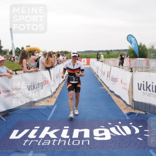 22.06.2025 - Viking Triathlon MichiJ http://msf.ph/oto/8081597 22.06.2025 15:59:05 Ziel 77, 461 meine-sportfotos.de