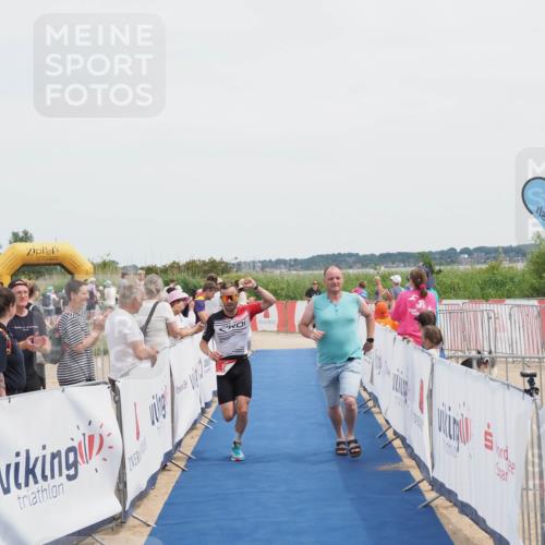 22.06.2025 - Viking Triathlon MichiJ http://msf.ph/oto/8081640 22.06.2025 14:27:23 Ziel 652 meine-sportfotos.de