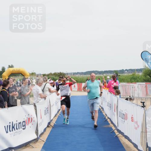 22.06.2025 - Viking Triathlon MichiJ http://msf.ph/oto/8081644 22.06.2025 14:27:23 Ziel 652 meine-sportfotos.de