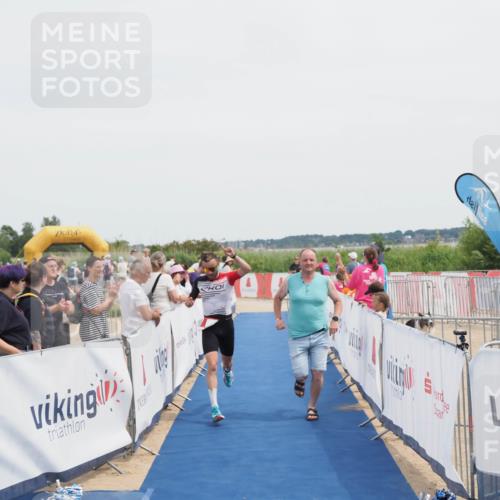 22.06.2025 - Viking Triathlon MichiJ http://msf.ph/oto/8081646 22.06.2025 14:27:23 Ziel 652 meine-sportfotos.de