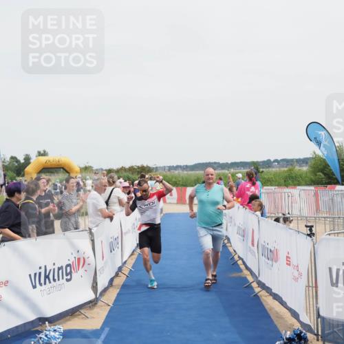 22.06.2025 - Viking Triathlon MichiJ http://msf.ph/oto/8081649 22.06.2025 14:27:23 Ziel 652 meine-sportfotos.de