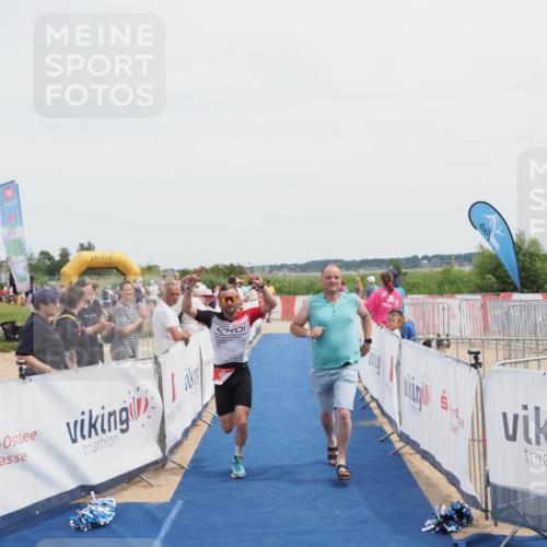 22.06.2025 - Viking Triathlon MichiJ http://msf.ph/oto/8081659 22.06.2025 14:27:23 Ziel 652 meine-sportfotos.de