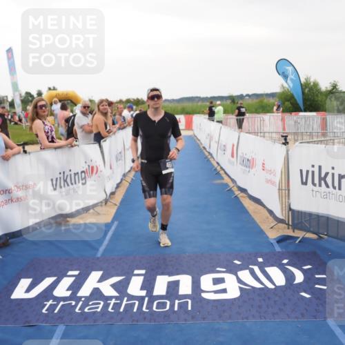22.06.2025 - Viking Triathlon MichiJ http://msf.ph/oto/8081661 22.06.2025 15:59:09 Ziel 77, 461 meine-sportfotos.de