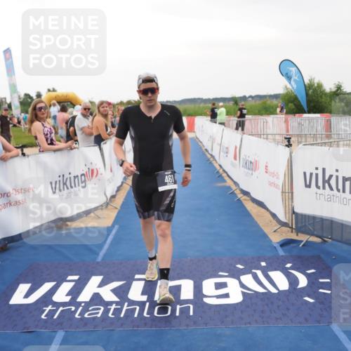 22.06.2025 - Viking Triathlon MichiJ http://msf.ph/oto/8081679 22.06.2025 15:59:10 Ziel 77, 461, 535 meine-sportfotos.de