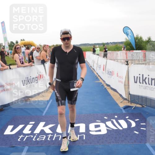 22.06.2025 - Viking Triathlon MichiJ http://msf.ph/oto/8081689 22.06.2025 15:59:10 Ziel 77, 461, 535 meine-sportfotos.de