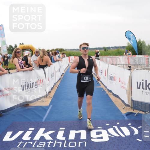 22.06.2025 - Viking Triathlon MichiJ http://msf.ph/oto/8081780 22.06.2025 15:59:17 Ziel 535 meine-sportfotos.de
