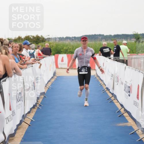 22.06.2025 - Viking Triathlon MichiJ http://msf.ph/oto/8081845 22.06.2025 15:59:40 Ziel 462 meine-sportfotos.de