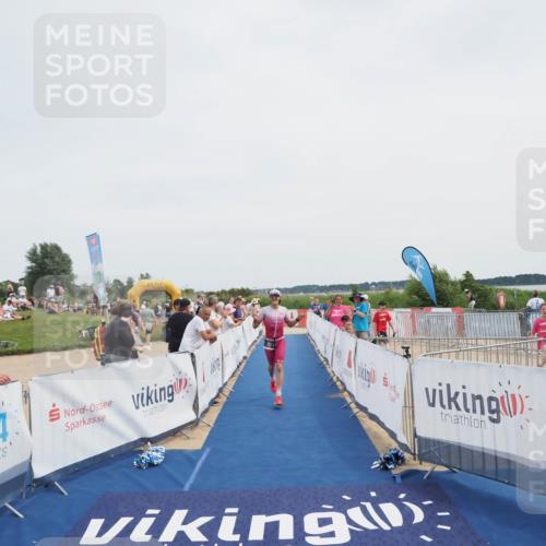 22.06.2025 - Viking Triathlon MichiJ http://msf.ph/oto/8081846 22.06.2025 14:28:10 Ziel 198, 287, 534 meine-sportfotos.de