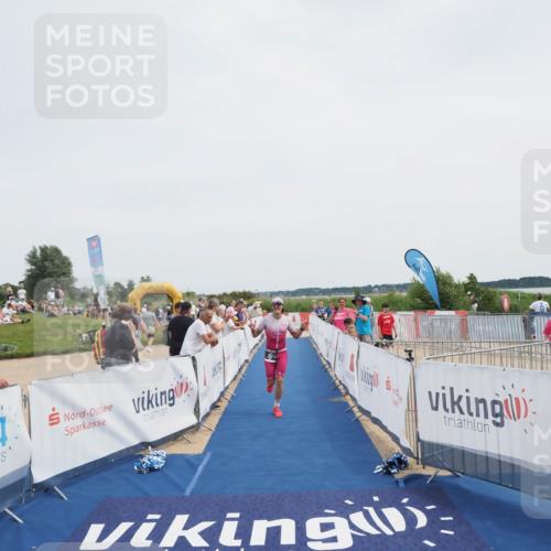 22.06.2025 - Viking Triathlon MichiJ http://msf.ph/oto/8081850 22.06.2025 14:28:10 Ziel 198, 287, 534 meine-sportfotos.de