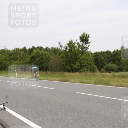 22.06.2025 - Viking Triathlon Yannick Fuchs http://msf.ph/oto/8081865 22.06.2025 12:31:40 Radfahren 37, 60, 114, 204, 266, 364, 412, 495, 500, 525, 540 meine-sportfotos.de