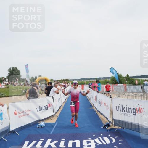 22.06.2025 - Viking Triathlon MichiJ http://msf.ph/oto/8081873 22.06.2025 14:28:11 Ziel 198, 287, 534 meine-sportfotos.de