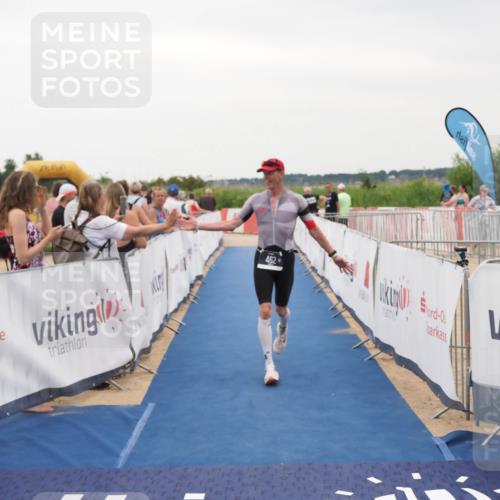 22.06.2025 - Viking Triathlon MichiJ http://msf.ph/oto/8081896 22.06.2025 15:59:42 Ziel 462 meine-sportfotos.de