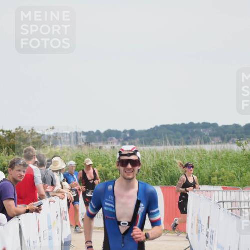 22.06.2025 - Viking Triathlon MichiJ http://msf.ph/oto/8081908 22.06.2025 14:29:29 Ziel 286 meine-sportfotos.de