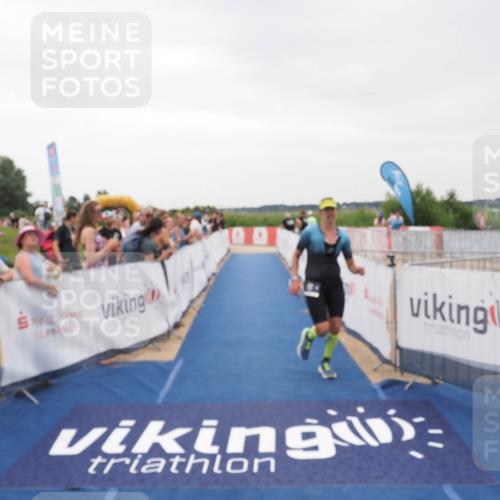 22.06.2025 - Viking Triathlon MichiJ http://msf.ph/oto/8082004 22.06.2025 16:00:09 Ziel 181 meine-sportfotos.de