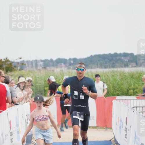 22.06.2025 - Viking Triathlon MichiJ http://msf.ph/oto/8082009 22.06.2025 14:30:33 Ziel 81 meine-sportfotos.de