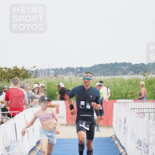 22.06.2025 - Viking Triathlon MichiJ http://msf.ph/oto/8082028 22.06.2025 14:30:34 Ziel 81 meine-sportfotos.de