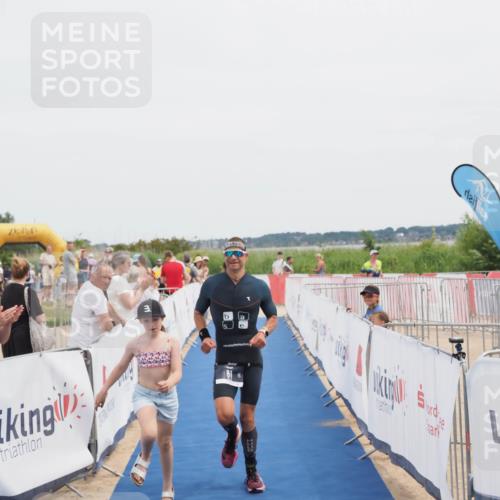 22.06.2025 - Viking Triathlon MichiJ http://msf.ph/oto/8082087 22.06.2025 14:30:36 Ziel 81 meine-sportfotos.de