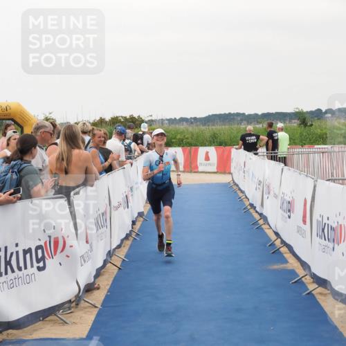 22.06.2025 - Viking Triathlon MichiJ http://msf.ph/oto/8082089 22.06.2025 16:00:22 Ziel 154 meine-sportfotos.de