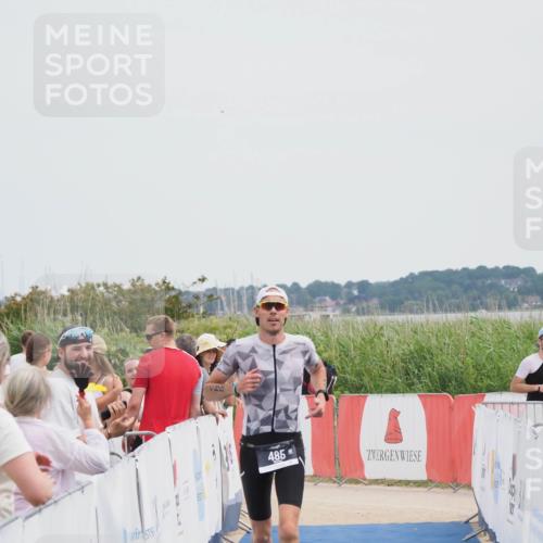 22.06.2025 - Viking Triathlon MichiJ http://msf.ph/oto/8082158 22.06.2025 14:30:56 Ziel 485 meine-sportfotos.de