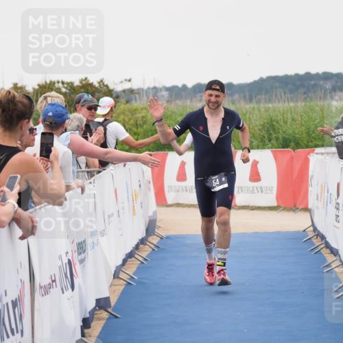 22.06.2025 - Viking Triathlon MichiJ http://msf.ph/oto/8082160 22.06.2025 16:01:07 Ziel 54, 378 meine-sportfotos.de