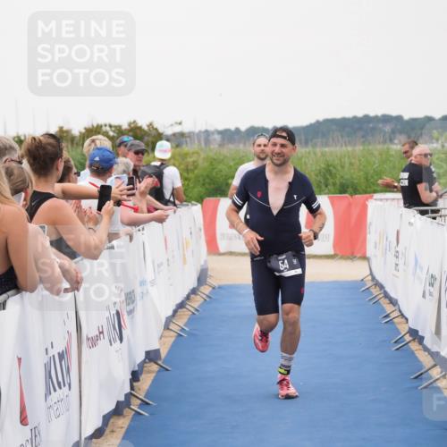 22.06.2025 - Viking Triathlon MichiJ http://msf.ph/oto/8082189 22.06.2025 16:01:08 Ziel 54, 378 meine-sportfotos.de