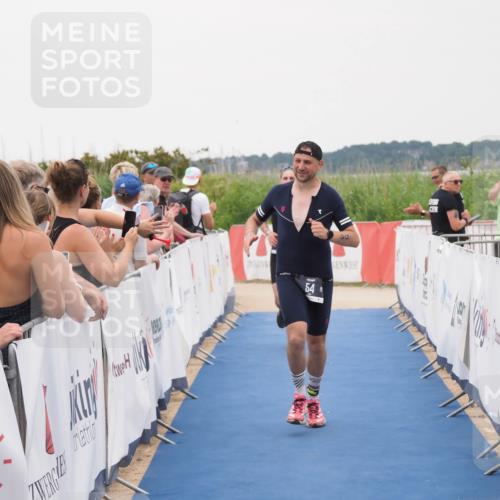 22.06.2025 - Viking Triathlon MichiJ http://msf.ph/oto/8082192 22.06.2025 16:01:08 Ziel 54, 378 meine-sportfotos.de