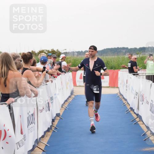22.06.2025 - Viking Triathlon MichiJ http://msf.ph/oto/8082196 22.06.2025 16:01:08 Ziel 54, 378 meine-sportfotos.de
