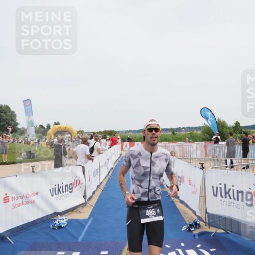 22.06.2025 - Viking Triathlon MichiJ http://msf.ph/oto/8082247 22.06.2025 14:30:59 Ziel 485 meine-sportfotos.de