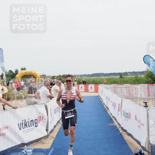 22.06.2025 - Viking Triathlon MichiJ http://msf.ph/oto/8082334 22.06.2025 14:31:11 Ziel 340 meine-sportfotos.de