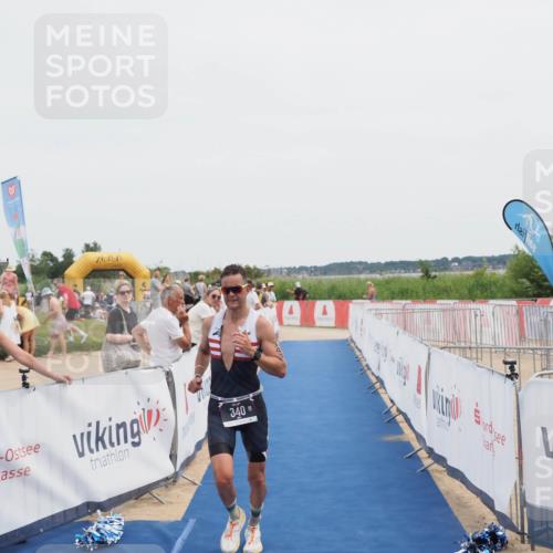 22.06.2025 - Viking Triathlon MichiJ http://msf.ph/oto/8082338 22.06.2025 14:31:11 Ziel 340 meine-sportfotos.de