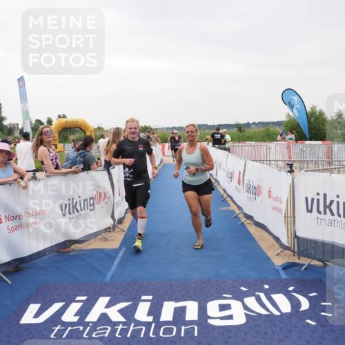 22.06.2025 - Viking Triathlon MichiJ http://msf.ph/oto/8082405 22.06.2025 16:01:29 Ziel 291, 619 meine-sportfotos.de