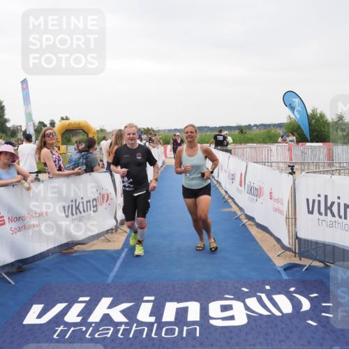 22.06.2025 - Viking Triathlon MichiJ http://msf.ph/oto/8082409 22.06.2025 16:01:29 Ziel 291, 619 meine-sportfotos.de